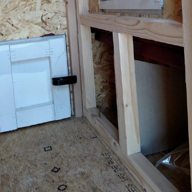 Chicken Coop, Small Sized Coop for 5 chickens, Red Painted Chicken Coop, Wooden Chicken Coop, DIY Chicken Coop, USA Made Chicken Coop, Assemble Chicken Coop